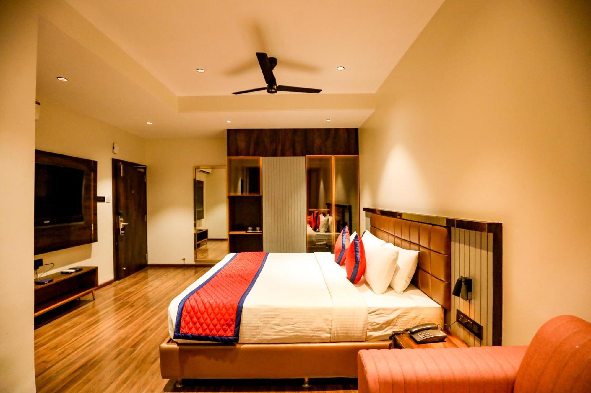 Spree Manor Hotel 奥兰加巴德 外观 照片