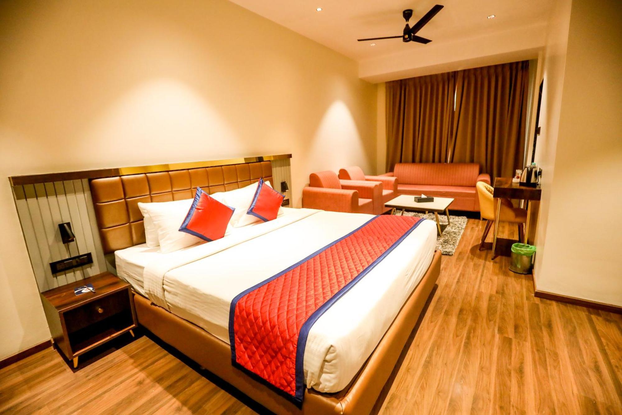 Spree Manor Hotel 奥兰加巴德 外观 照片